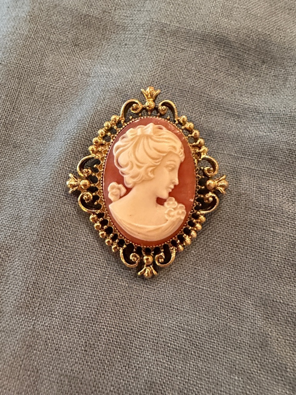 Classic Gold-Tone Cameo Brooch with Coral and Cream Carved Profile-Vintage